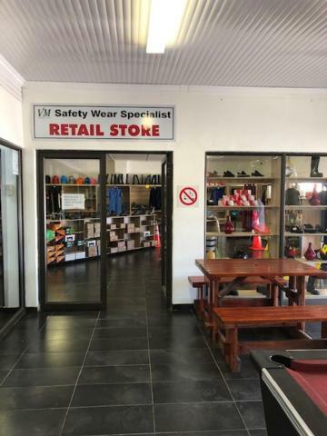 Hotel Vm Truck Stop - Shell Estcourt Exterior foto